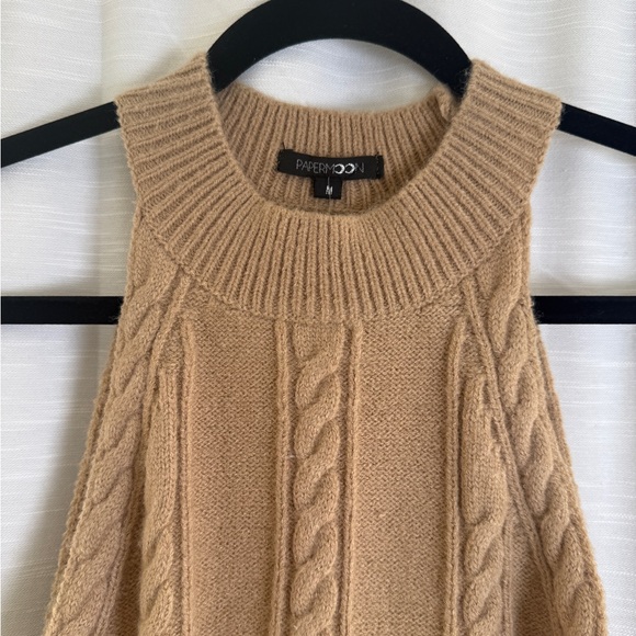 Papermoon Cable Knit Halter Crop Top Beige Open Back Sweater Tank | NWT Size M - Picture 7 of 12
